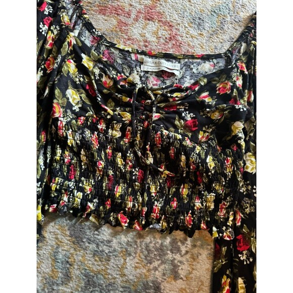 Womens Urban Outfitters Floral Crop Top Smocked Long Sleeve Size Small - Picture 3 of 5